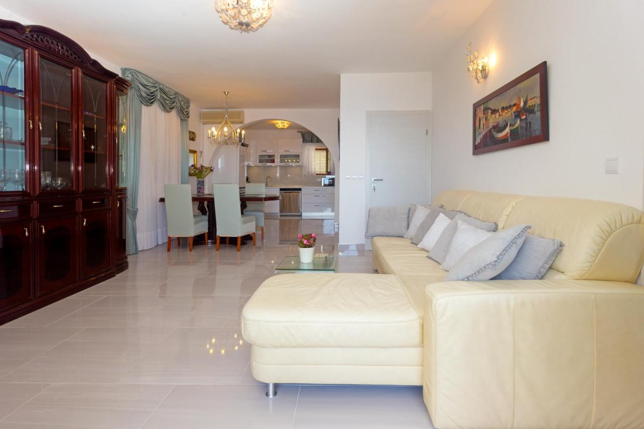 Antonia'S Place By Villa Kristonia Hvar Town Exterior photo